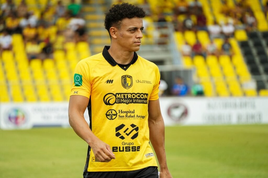 Me he sentido muy bien", Yeison Molina sonríe en Municipal Liberia - ADM  Liberia